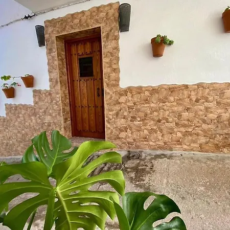 Casa Almenta - Tu Hogar Desconectar En El Pueblo Mas Bonito De Malaga Holiday home